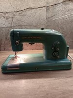 Működő retro Tula Modell 1 varrógép kofferrel, pedállal
