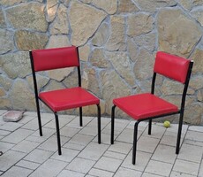 2 db retro piros műbőr–fémcső szék – 1960/70-es évek, modernista design