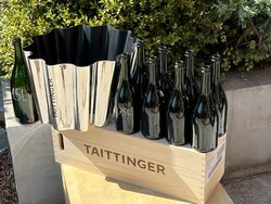 CHAMPAGNE CLUB - TAITTINGER 8-bottle champagne cooler – large bar model