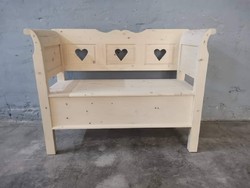 Garden trunk, rustic trunk