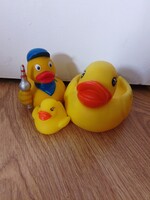 Retro műanyag kacsák
