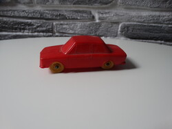 ~ 70s Swedish - GALANTIE - Retro Volvo 142 Plastic - Vinyl Sprayed Car - 9.5 cm