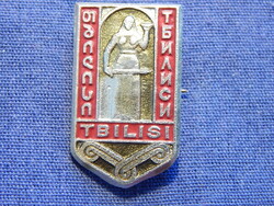 Georgia (Grúzia / Szovjetunió), Tbiliszi, Kartlsz Deda-Grúzia anyja  - jelvény 1960-as, 70-es évek