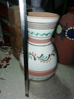 Ceramic vase 31. in the condition shown in the pictures. Auction, multiple items, take all