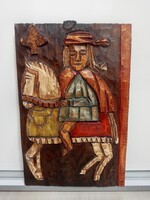 Rusztikus,tömör fából készült, faragott lovas vitéz dombormű (46 × 30 cm)
