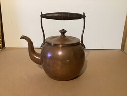 Antik réz teáskanna, fa fogantyúval