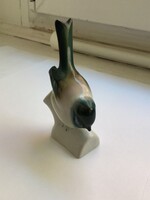 Porcelán figura, cinke, Zsolnay, kézzel festett klasszikus nipp, az egyik legkedveltebb dekoráció….,