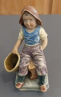 Gebrüder Urbach (Urbach Testvérek) majolika figura, 1880 körül