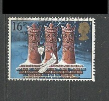 England 16 p