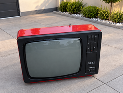 Videoton Super Star 12 retro hordozható televízió – Ritka piros-fekete dizájn (Gyűjtői)