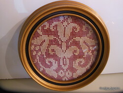 MUSEUM LACE - HANDMADE - 19 cm - GLASS - PLASTIC FRAME - PERFECT CONDITION