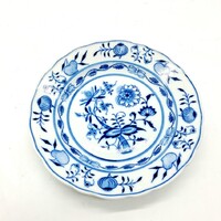 Classic Blue Onion Pattern Porcelain Dessert Plate – Kahla GDR (20 cm)