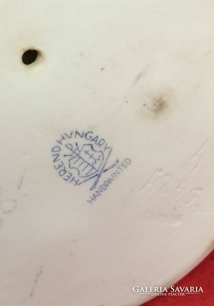 HERENDI KISLÁNY VIZSLA KUTYÁVAL Porcelán Galéria Savaria online piactér Vásároljon vagy