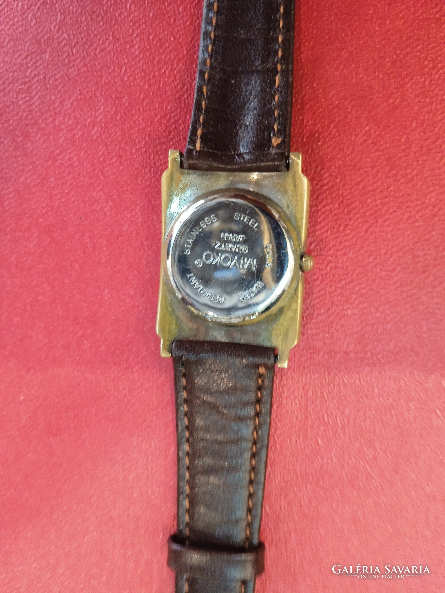 Vintage store womens watch