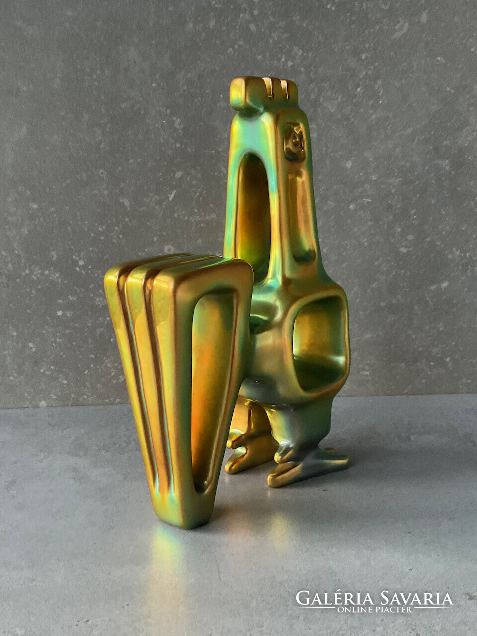 Zsolnay Nádor Judit állatfigura. ,,Azték stílusú,, Kakas. Kíváló ...