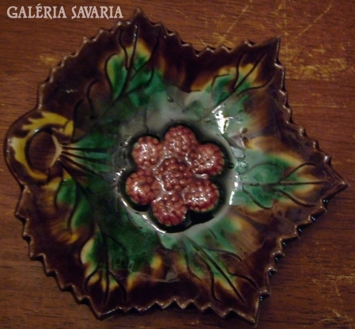 Sándor Steinbach - antique leaf wall ceramic