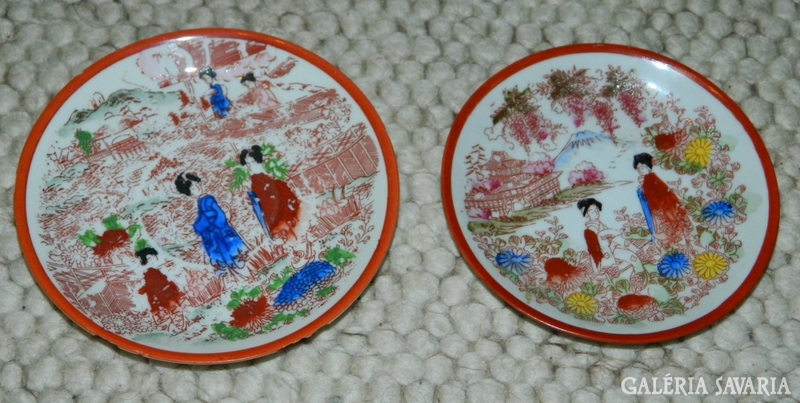 Japanese - hand-painted - geisha m plates 2 pcs