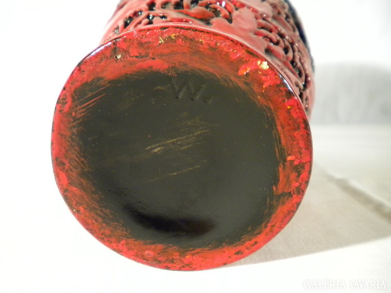 R371 B7 Régi piros-fekete keleti kerámia váza