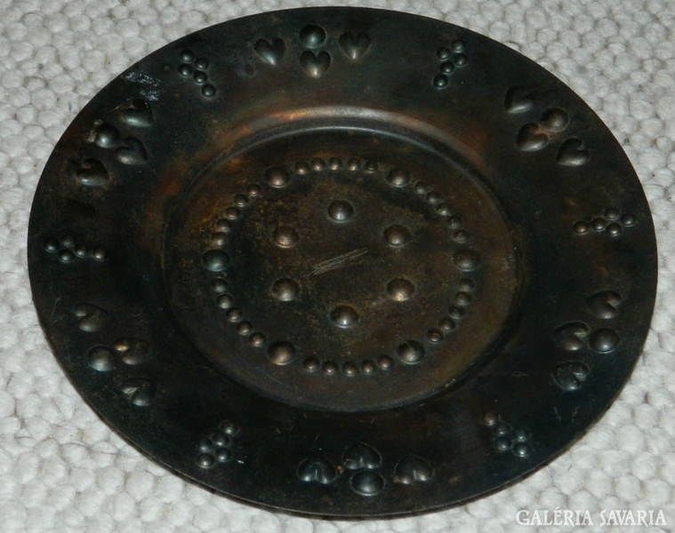 Antique iron wall plate