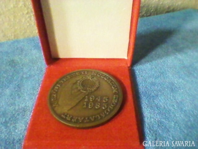 Bronz emlékérem szövetkezeti mozgalom 1945-85