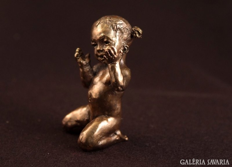 Janka lányka   bronzszobor miniatúra
