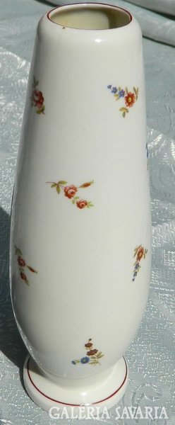 Class 1 antique vase with aquincum flower pattern