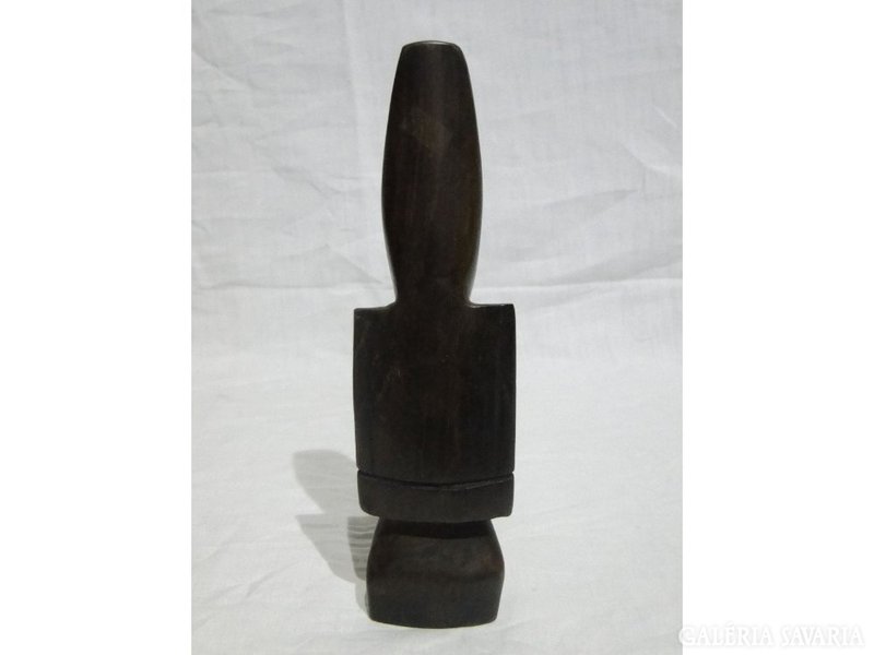 0826 Dél Amerikai fa fényképtartó szobor 22,5 cm