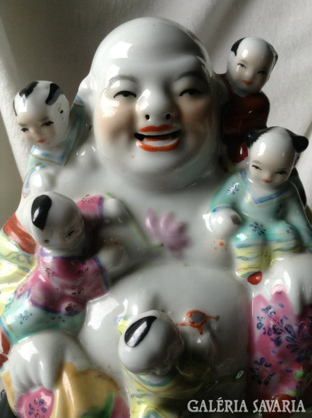 Kínai kézzel festett porcelán Buddha és vidám gyerekek