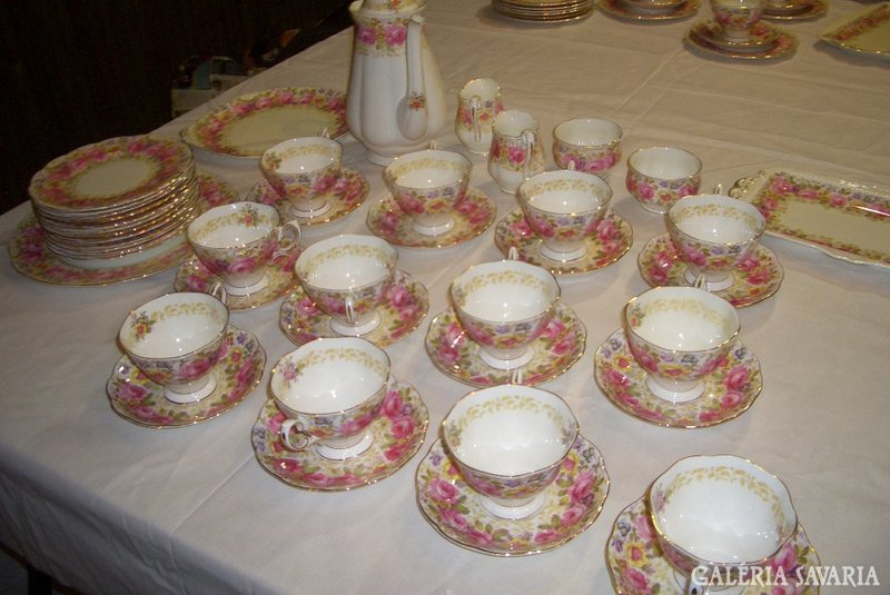 Extreme! Rare 18 Eyes. Tea / coffee / cookies.Royal Albert Serena English sparkling snow white bone china.