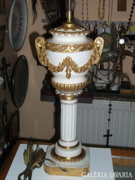 Nápolyi porcelán lámpa