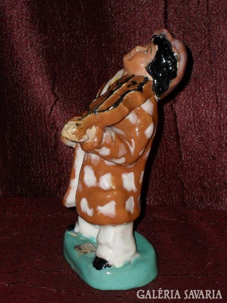 Szécs ceramic figurine ( dbz 0012 )