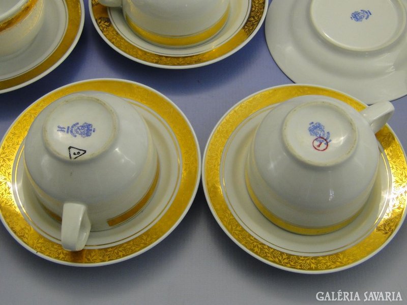 6954 Jelzett porcelán teás készlet