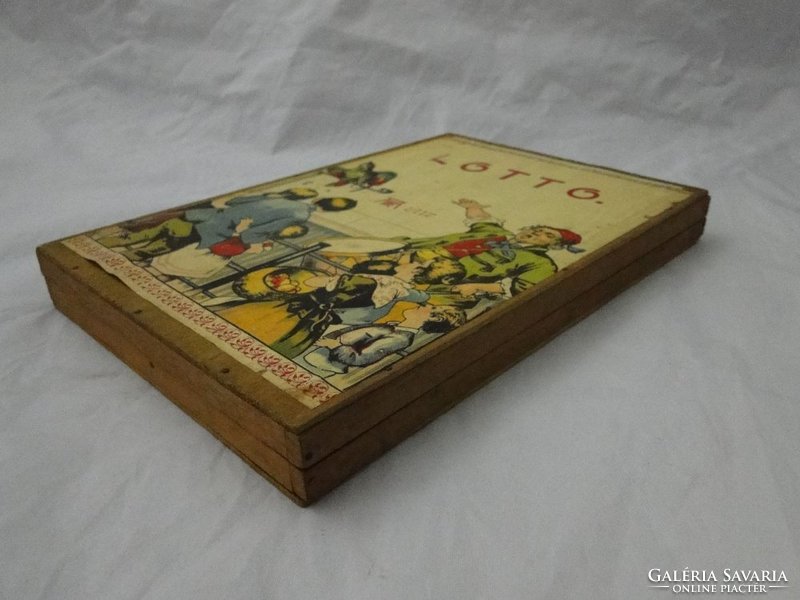 7682 Jelzett antik LOTTO játék dobozában