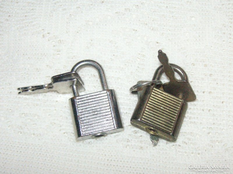 Old, small decorative padlocks, with key, 32 x 19 mm, holding size
