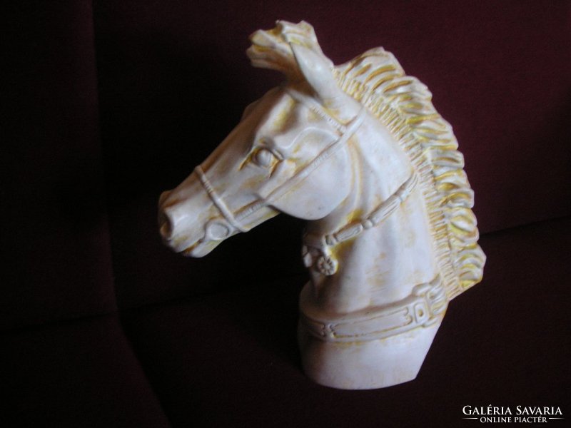 Porcelain horse, unmarked