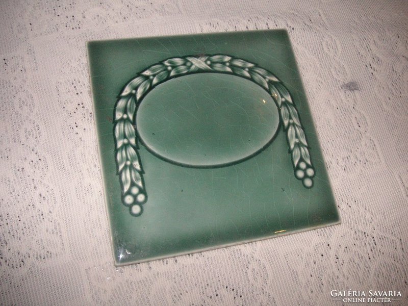 Zsolnay antique tiles