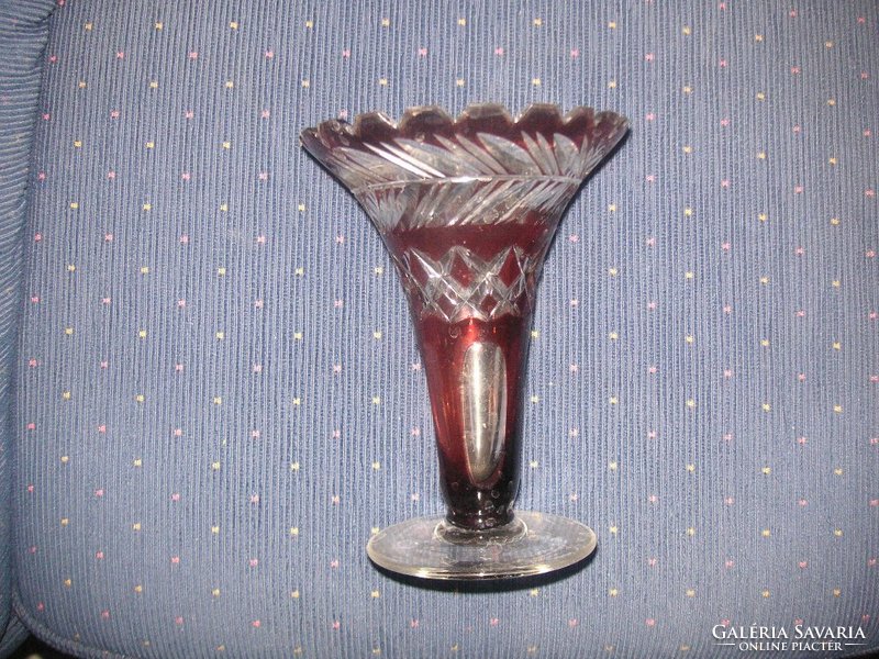 Csiszolt üveg váza ,18 cm
