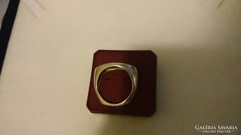 Különleges letisztúlt ezüst gyűrű 