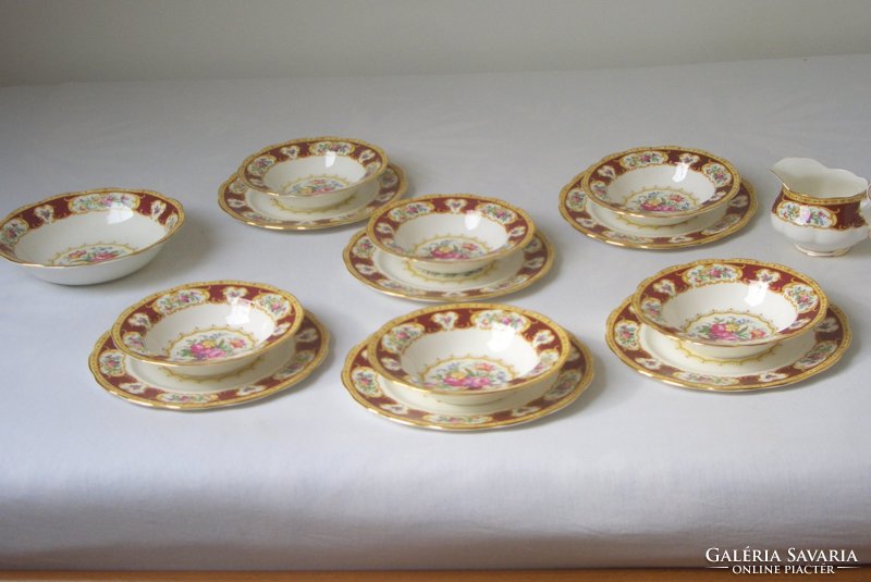 Kuriózum! Royal Albert Lady Hamilton 6 személyes 14 darab étkészlet Angol szikrázó hófehér porcelán