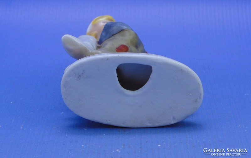 0C355 Régi Bertram jellegű porcelán figura