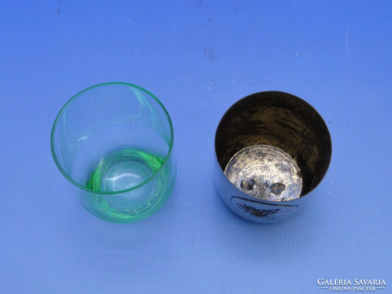 0C346 Szarvasdíszes üvegbetétes fém vadászpohár