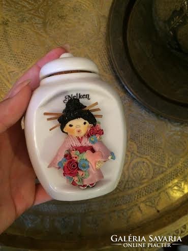 Cute porcelain geisha embossed storage
