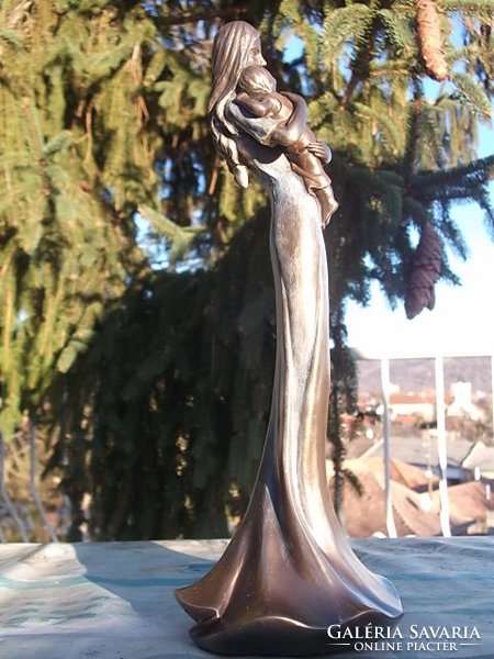Fiatal hölgy gyermekkel bronzozott szobor+díszdoboza új, ajándékba is