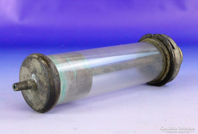 0F171 Antik üveg orvosi fecskendő 50cc