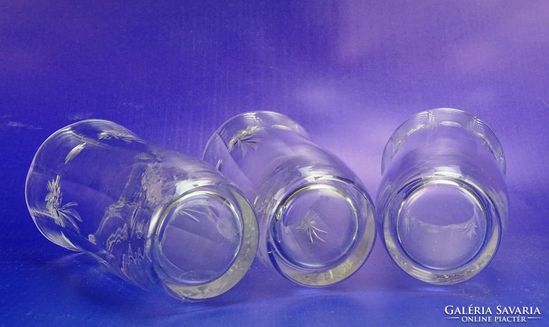 0H583 Régi csiszoltüveg pohár készlet 3 darab