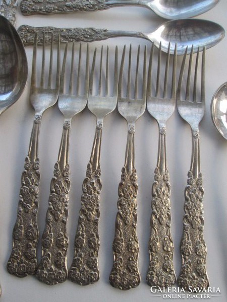 Antique silver cutlery set of 34 pieces, 1407 grams