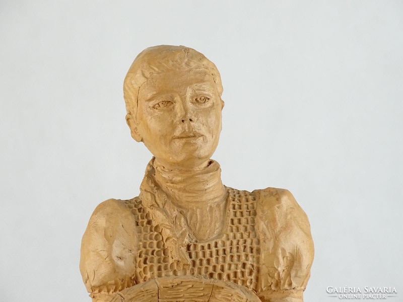 0L345 Jelzett kerámia női szobor 32 cm