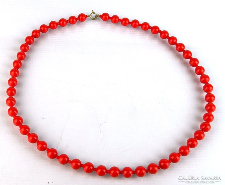 0L405 Régi piros női nyaklánc gyöngysor 60 cm