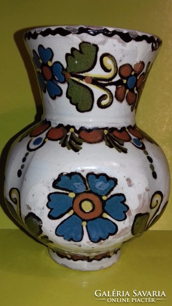Lázi j hmv ceramic vase