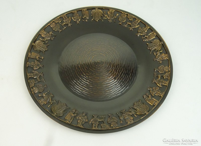 0L536 Iparművészeti bronzírozott fém dísztál 36 cm